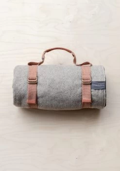 Recycled Picnic Carrier -Cozy Scarves Shop Carrier PSRTRP RecycledPolyPicnicStrapinRust 1