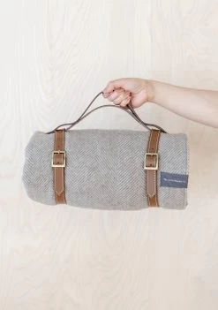 Leather Picnic Carrier -Cozy Scarves Shop Carrier PSTAL LeatherPicnicStrapTanLeather 2