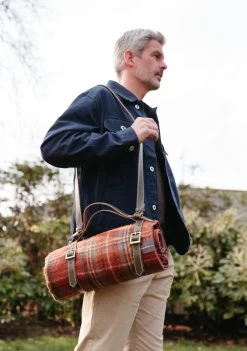 Leather Picnic Carrier With Shoulder Strap -Cozy Scarves Shop CorePicnicBlanketsLifestyle 4