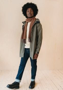 Men's Lambswool Scarf In Coffee Textured Check