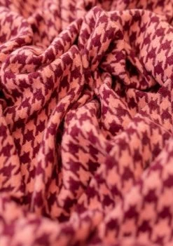 Lambswool Oversized Scarf In Berry Houndstooth -Cozy Scarves Shop SOLHTBR11 LambswoolOversizedScarfinBerryHoundstooth 4 77b3240f 39f2 4e99 8239 d19c410c69d9