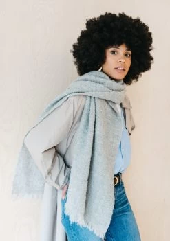 Alpaca Oversized Scarf In Light Grey Melange