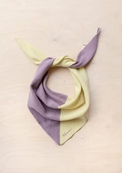 Cozy Scarves Shop -Cozy Scarves Shop TSAMRLIYL11 MerinoTriangleScarfLilac Yellow 2