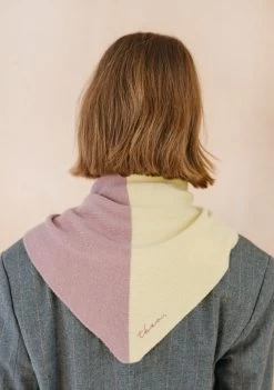 Merino Triangle Scarf In Lilac And Yellow 8 Merino Triangle Scarf In Lilac And Yellow -Cozy Scarves Shop TSAMRLIYL11 MerinoTriangleScarfLilac Yellow 4